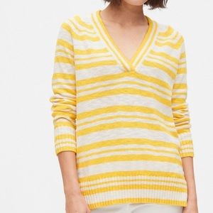 Gap V-Neck Tunic Sweater